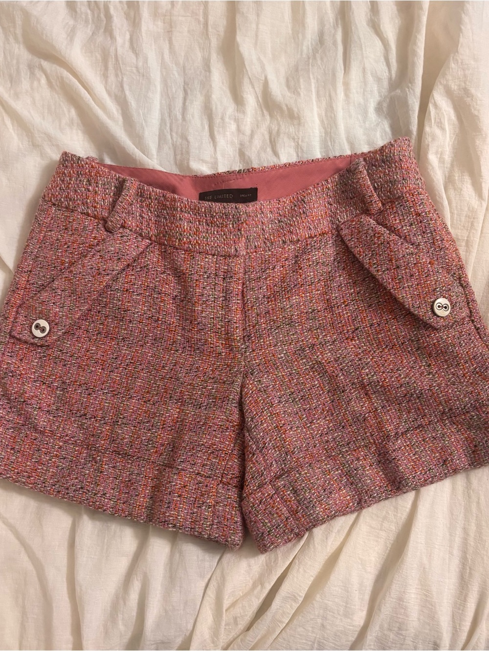 So cute!!💕🌷Vintage The Limited Pink Multicolor Tweed  Shorts